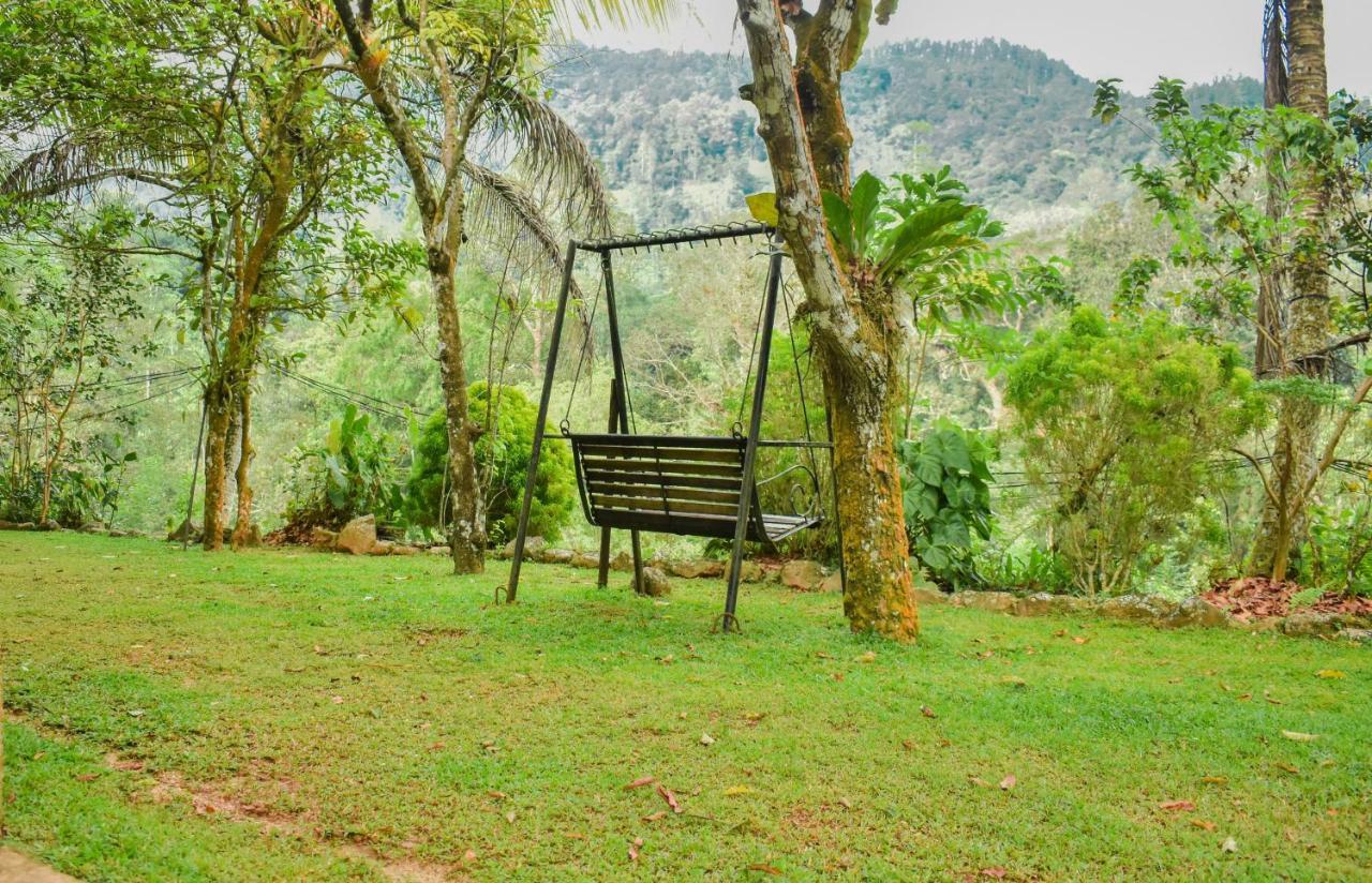 Blue Magpie Lodge Sinharaja Kudawe ภายนอก รูปภาพ